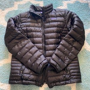 Women’s Patagonia down puffer jacket size L